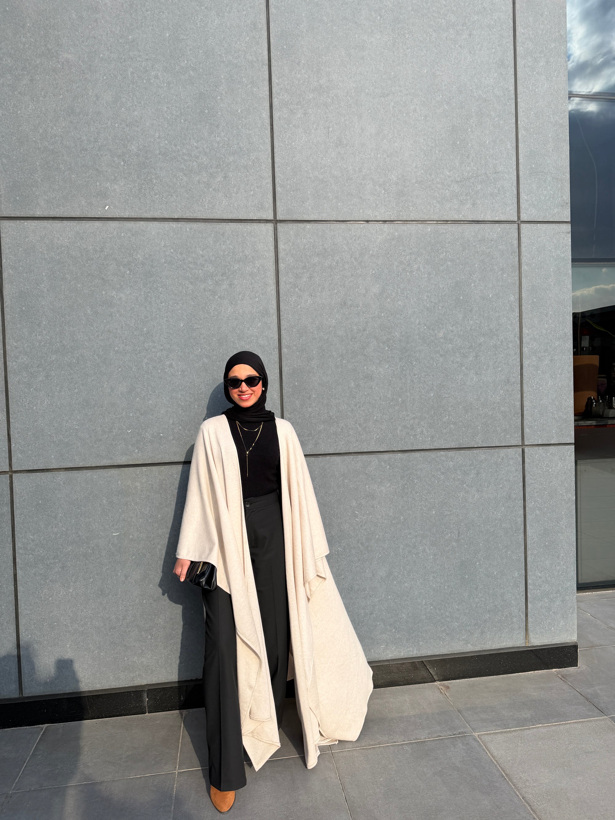 calam knit cardigan- Beige