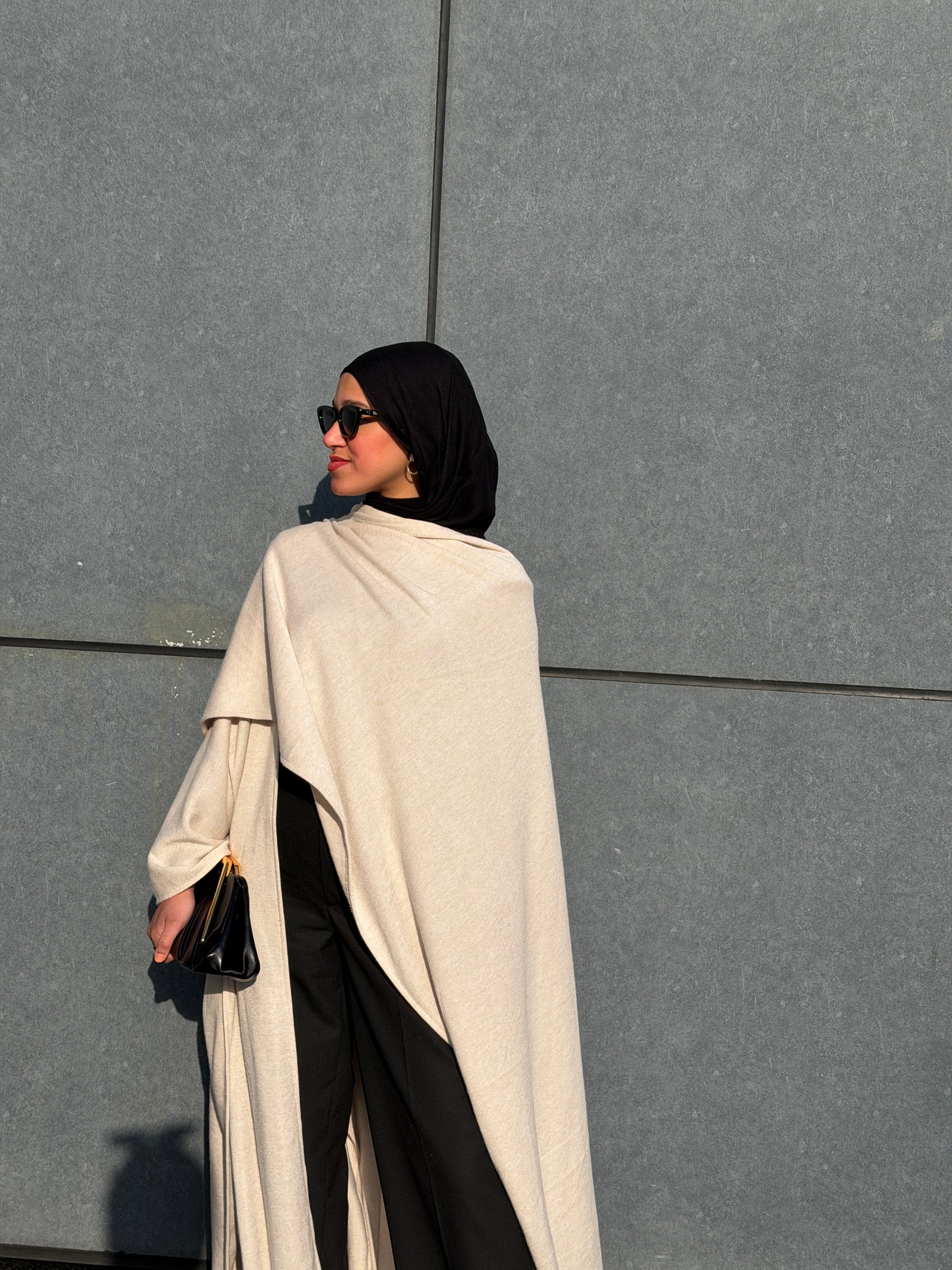 calam knit cardigan- Beige