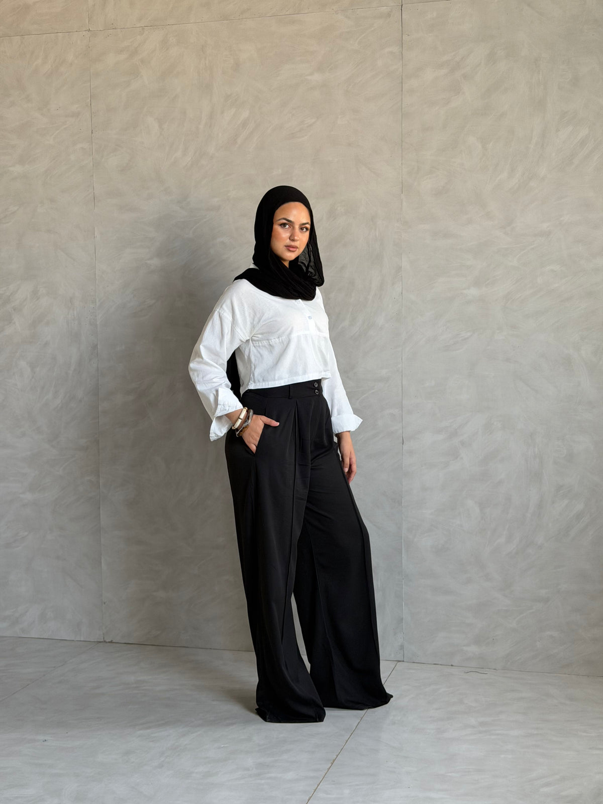Classic Wide-Leg Pants