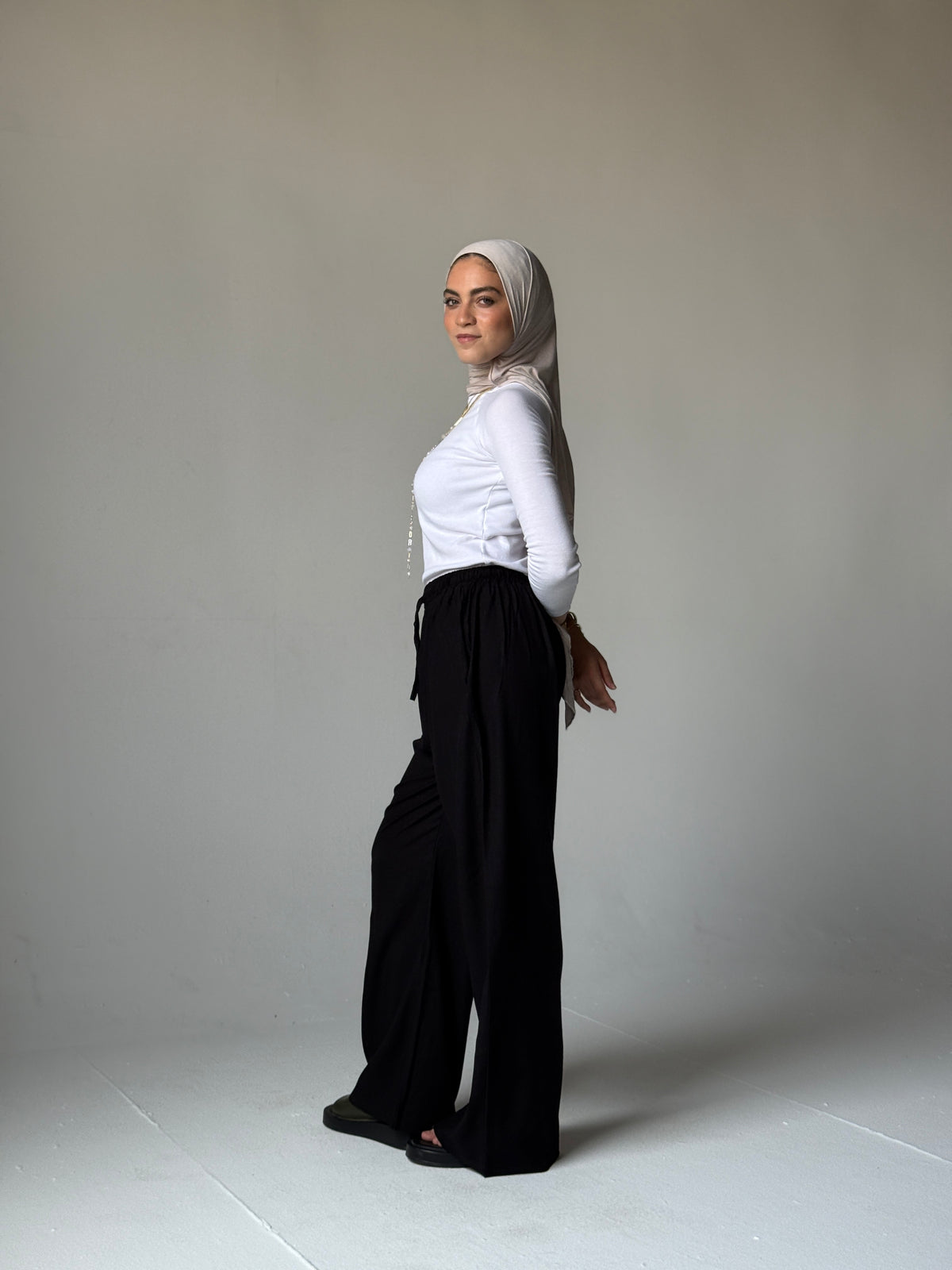 Linen Wide-Leg Pants