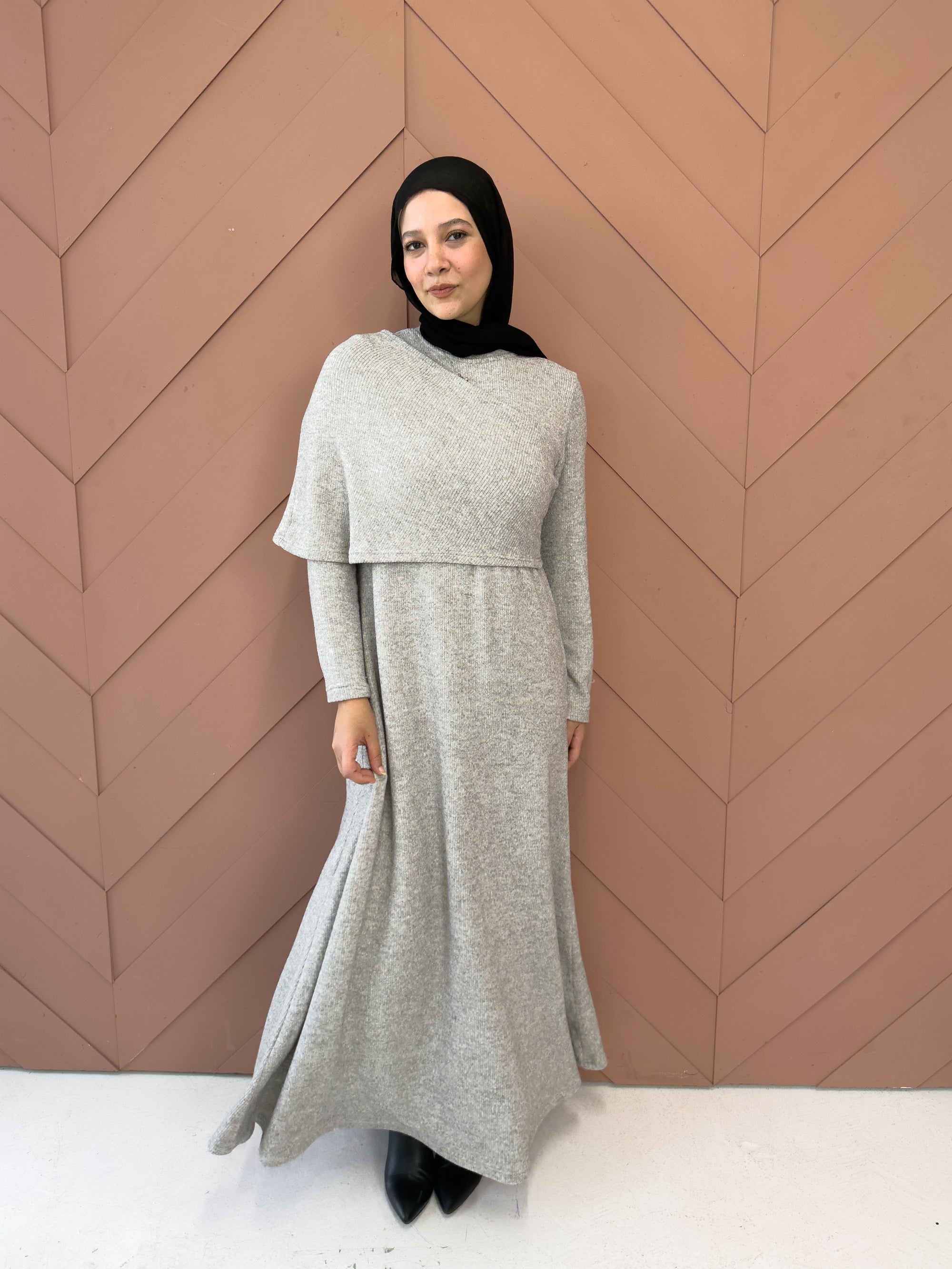 Knit Elegance dress Gray