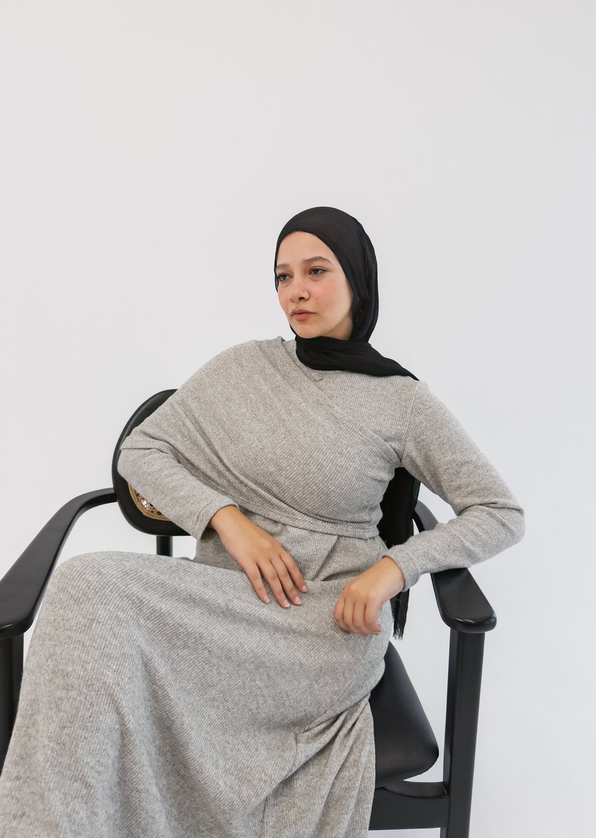 Knit Elegance dress Gray